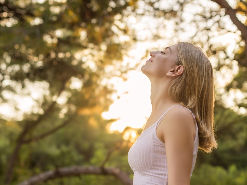 Duy trì thói quen nhẹ nhàng để hít thở dễ dàng hơn